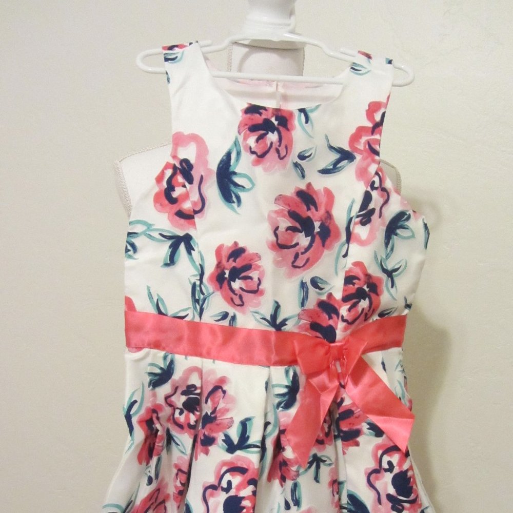 Girl's spring floral dress